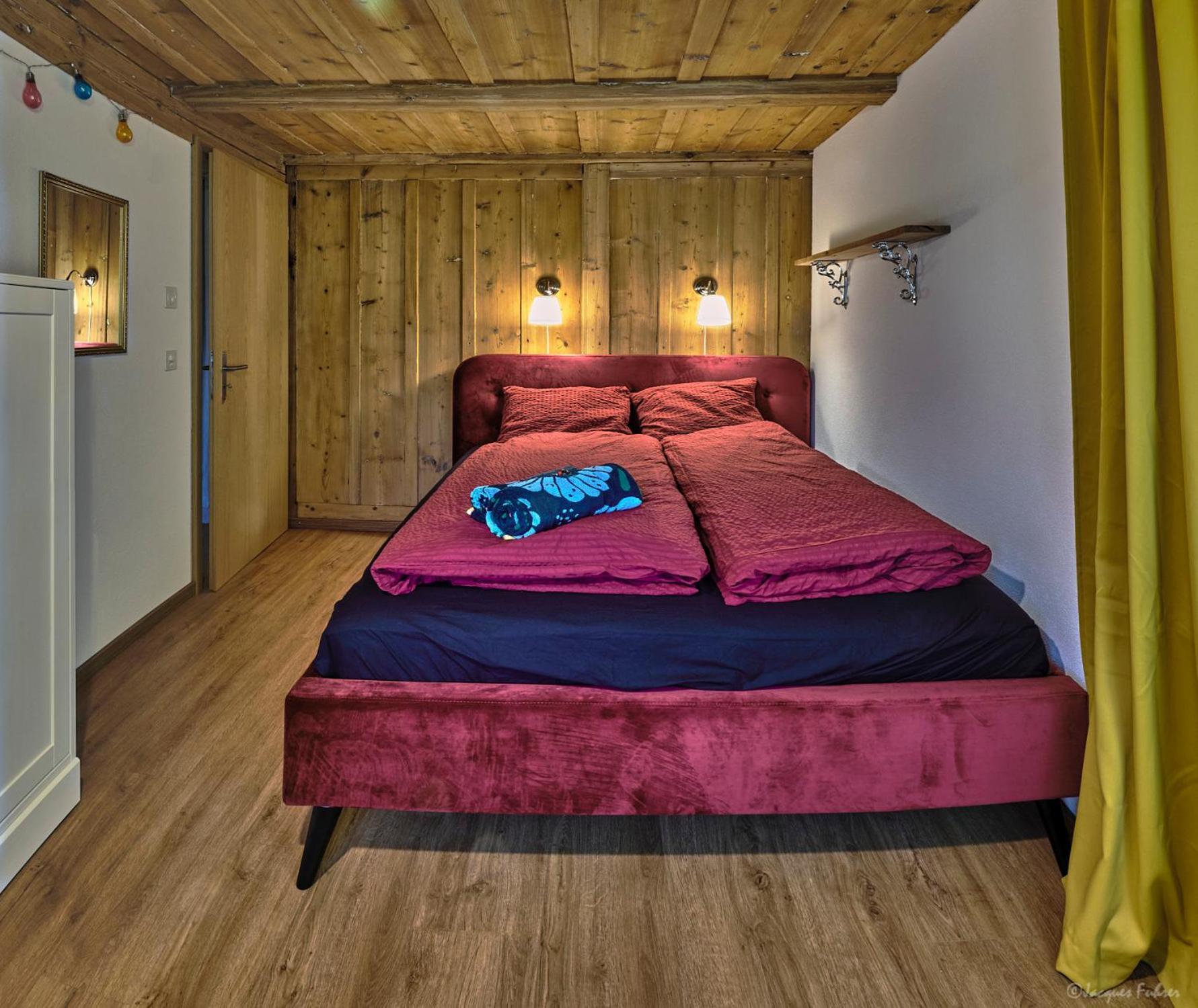 Uelis-Stoeckli-Gaestezimmer Auf Bauernhof Mit Billiard Und Alpakatrekking Meikirch Bagian luar foto