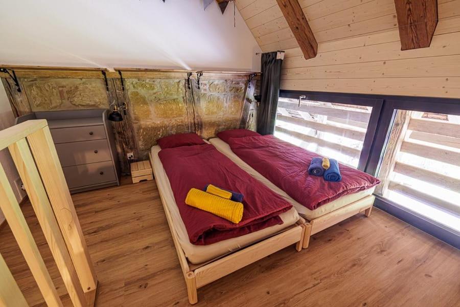 Uelis-Stoeckli-Gaestezimmer Auf Bauernhof Mit Billiard Und Alpakatrekking Meikirch Bagian luar foto